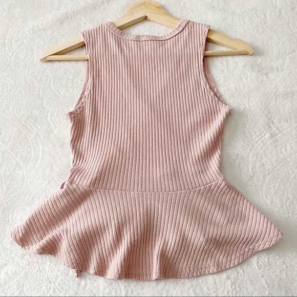 Cute Cropped Peplum Top - Picture 5 of 6